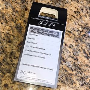 Redken root retouch color, level 3 darkest brown